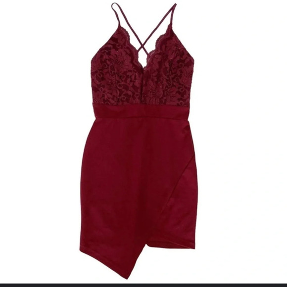 Windsor Maroon Lace Asymmetrical Mini Dress – Size Large, Excellent Condition - Picture 1 of 4